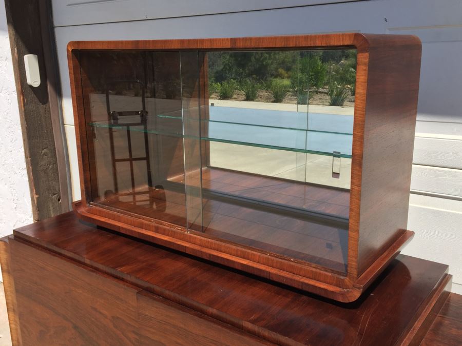 Super Cool Art Deco Hipster Bar - Must See In Person [Photo 6]