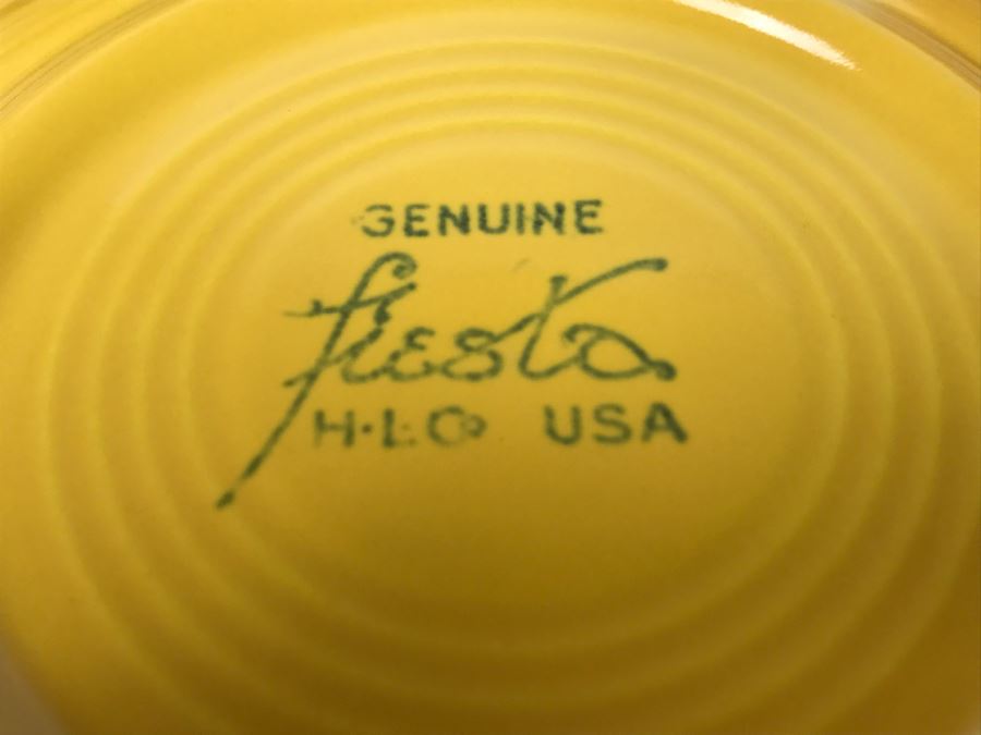 Early Original Fiesta Fiestaware HLO Genuine Cups, Saucers, Cake Plates, Teapot, Creamer And Sugar [Photo 31]