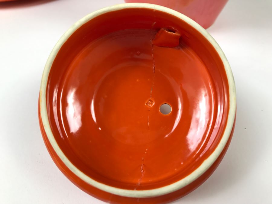 Early Original Fiesta Fiestaware HLO Genuine Cups, Saucers, Cake Plates, Teapot, Creamer And Sugar [Photo 20]