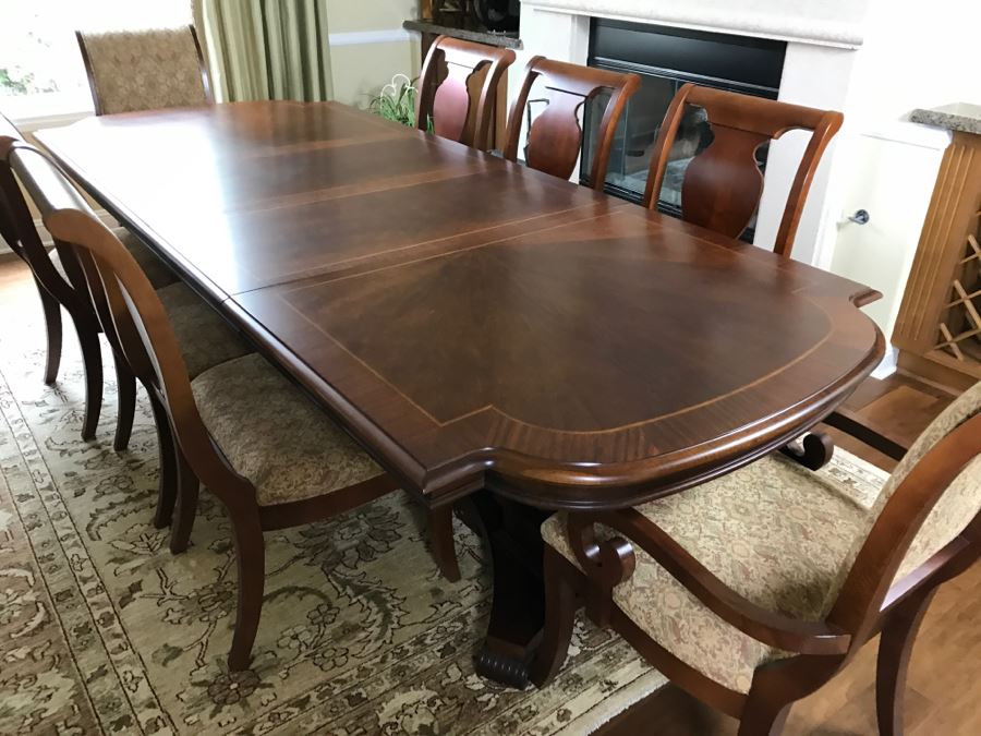 Formal Dining Table With Two Leaves And 8 Chairs