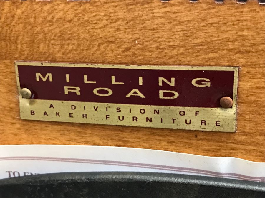 Maple Round Kitchen Table With 4 Chairs By Milling Road - A Division Of Baker Furniture (High End) - Made In Italy [Photo 15]