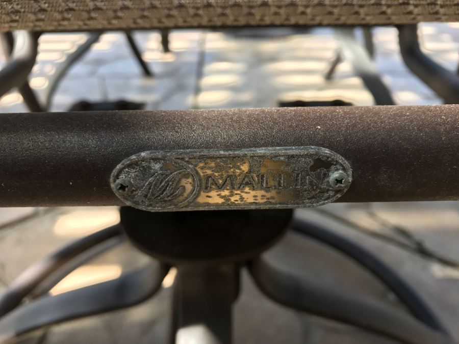 Mallin High End Aluminum Outdoor Patio Furniture Set - 4 Chairs And Table (Swivel Chairs Retail For $450 Each) [Photo 2]