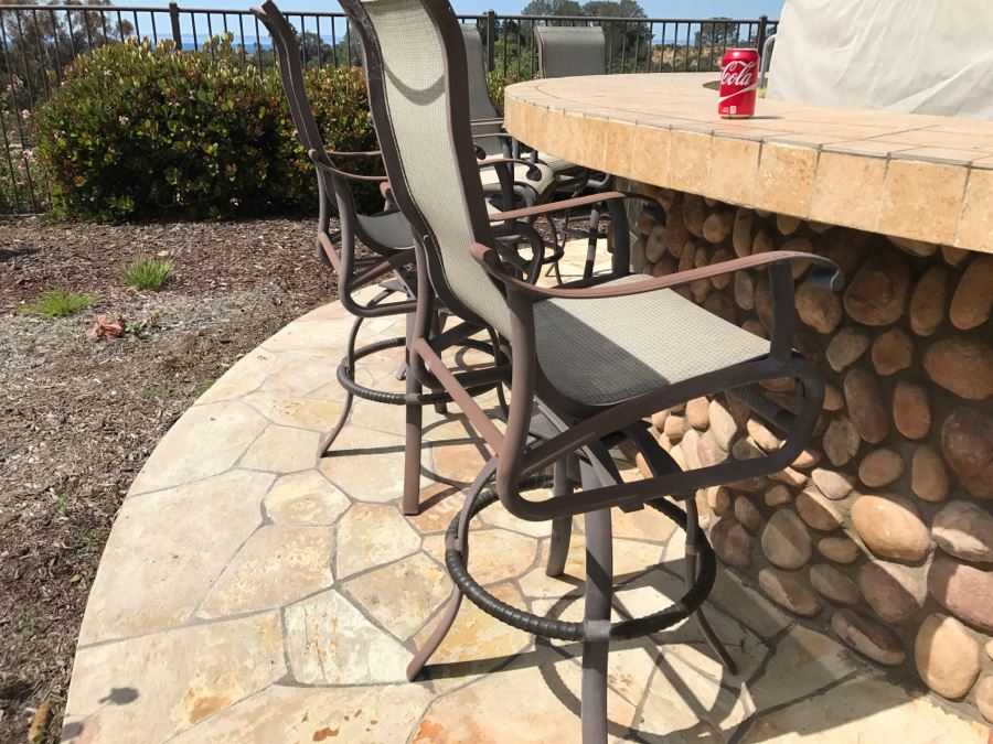Set Of 5 Mallin High End Aluminum Outdoor Patio Furniture Swivel Bar Stools [Photo 4]
