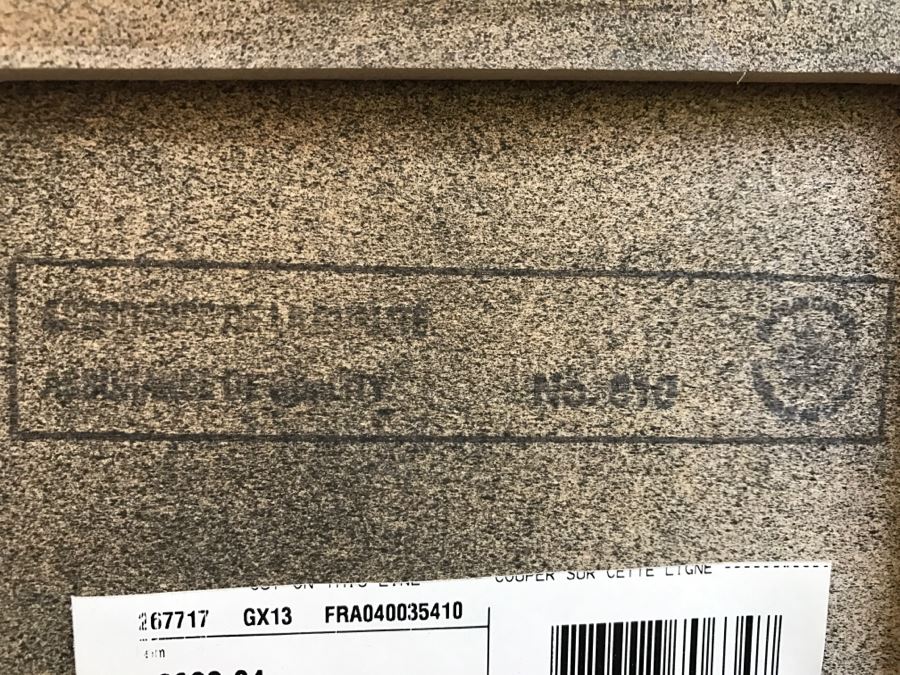 Nice Ebony Dresser With Door Made In Canada [Photo 11]