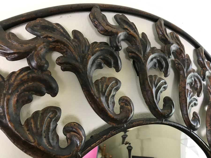 Round Metal Framed Mirror [Photo 2]