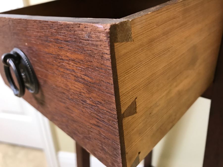 Antique Table With Drawer [Photo 5]