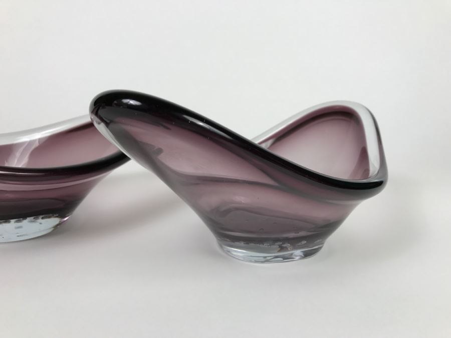 Pair Of Purple Swedish Glass Bowls [Photo 5]