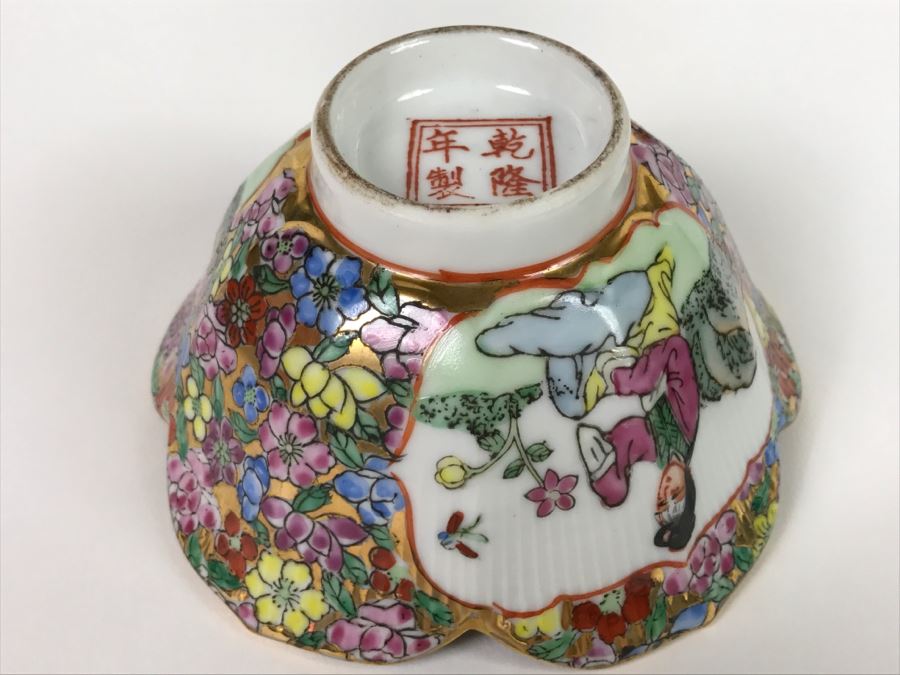 Vintage Asian Porcelain Dish With Stand [Photo 12]