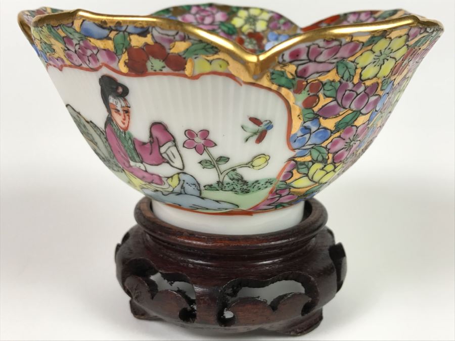 Vintage Asian Porcelain Dish With Stand [Photo 10]