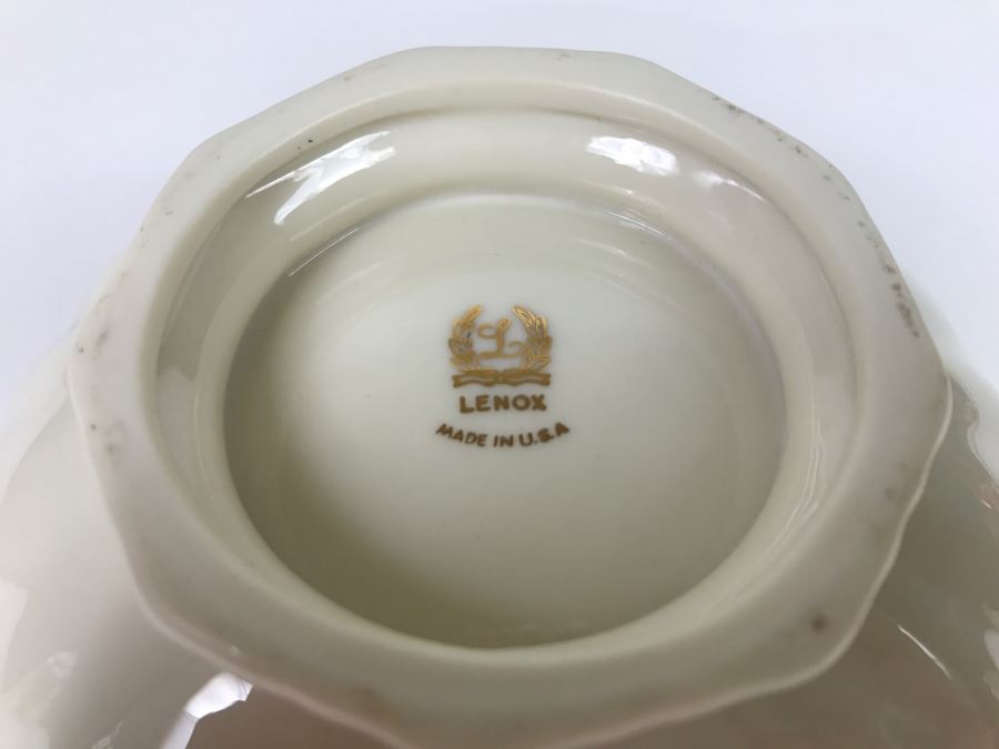 White LENOX Bowls, Vase And Candlebox [Photo 10]