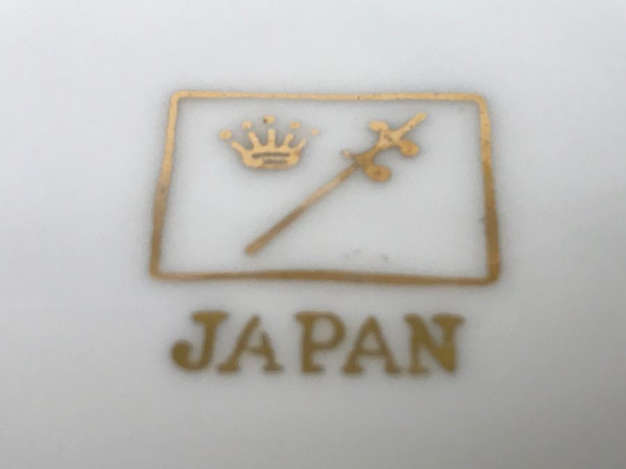 Japanese Hand Painted Porcelain Dish [Photo 13]