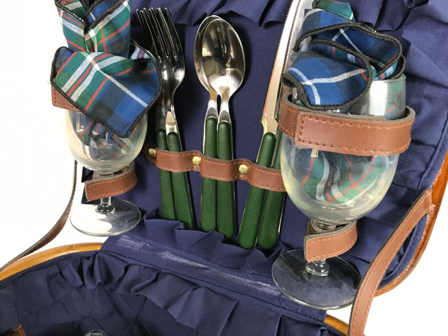 Picnic Basket Set [Photo 14]