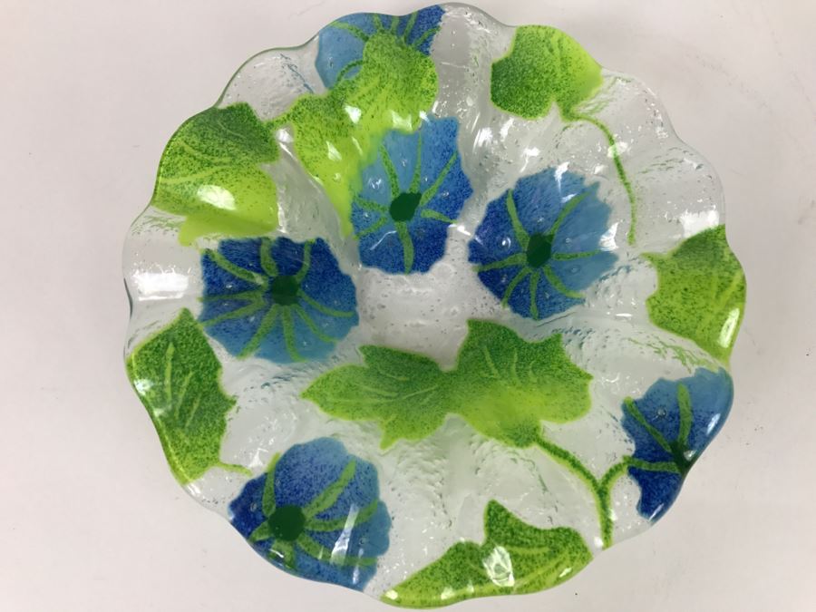 Hand Blown Glass Bowl With Floral Motif
