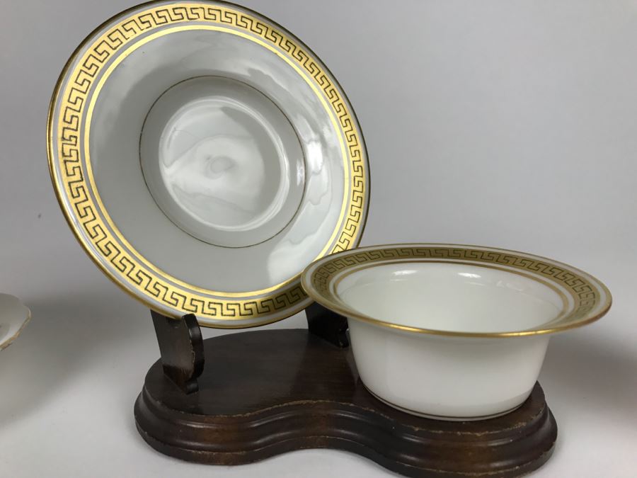 Set Of Cups And Saucers - J. Pouyat Limoges France And Radfords Bone China England [Photo 2]