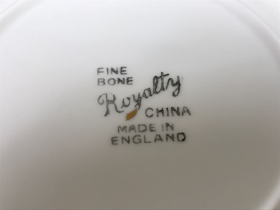 Set Of 4 Plates - B&G Denmark, Royalty China Made in England And Royal Doulton [Photo 6]