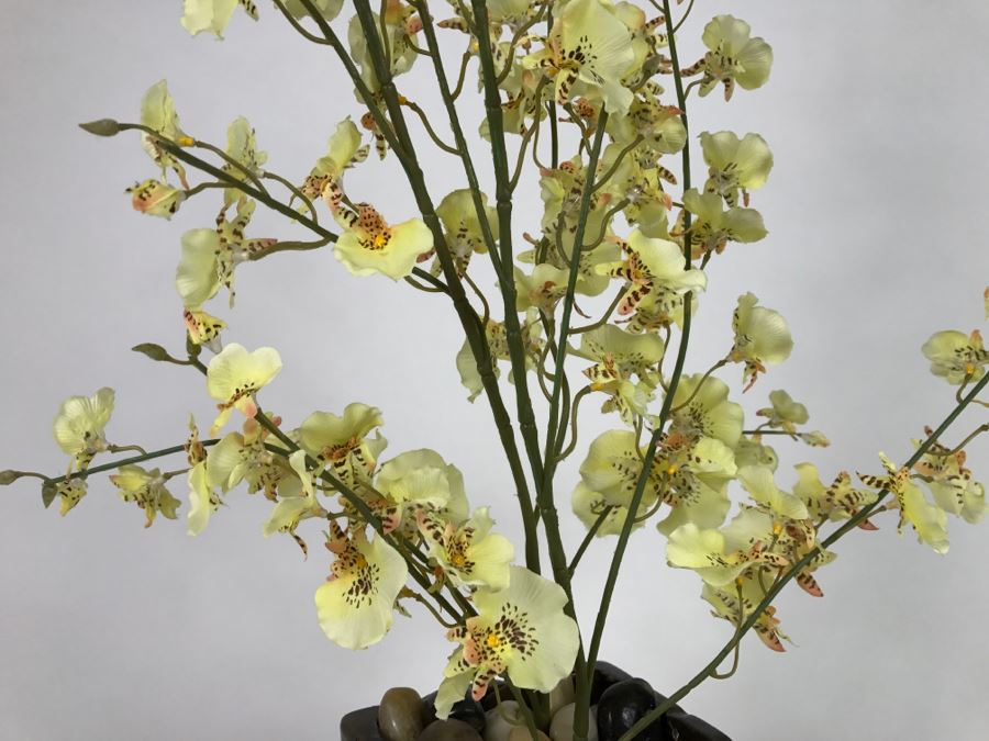 Artificial Plant With Vase [Photo 4]