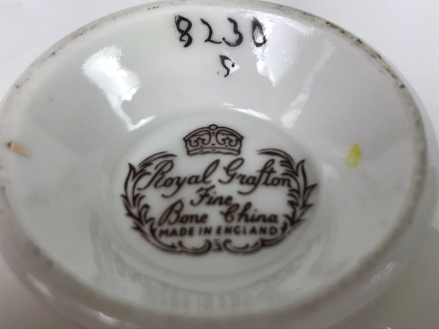 Cup And Saucer By Royal Grafton Fine Bone China Made In England [Photo 2]