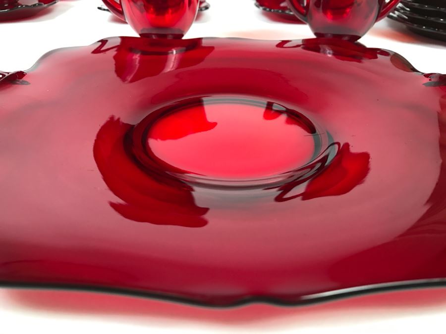 Large Collection Of Ruby Red Cups And Saucers, Serving Trays, Creamer And Sugar Sets And Plates [Photo 5]