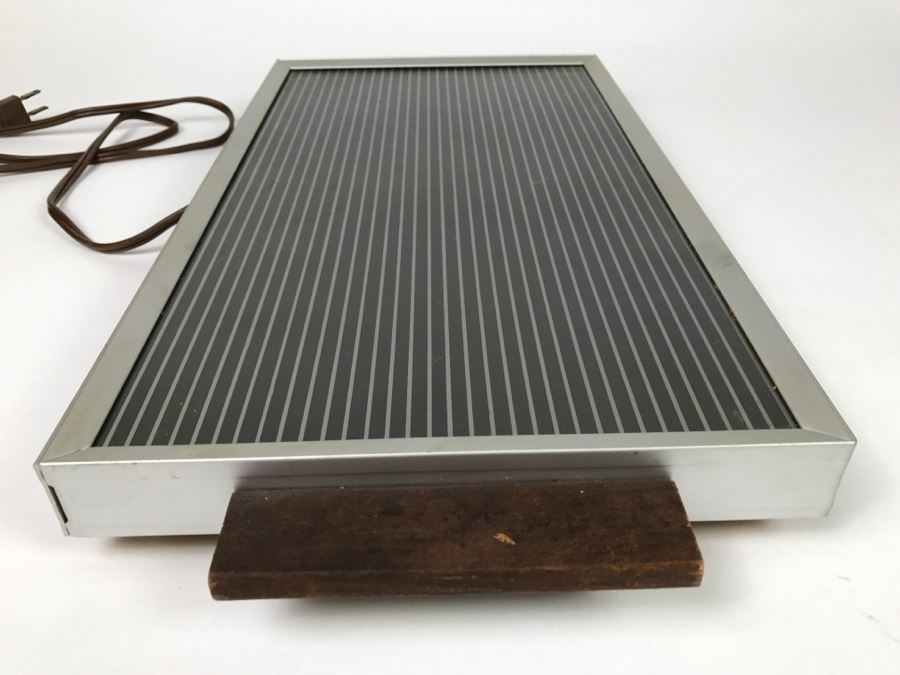 Pyrex Glass Baking Dishes And Heating Plate [Photo 5]