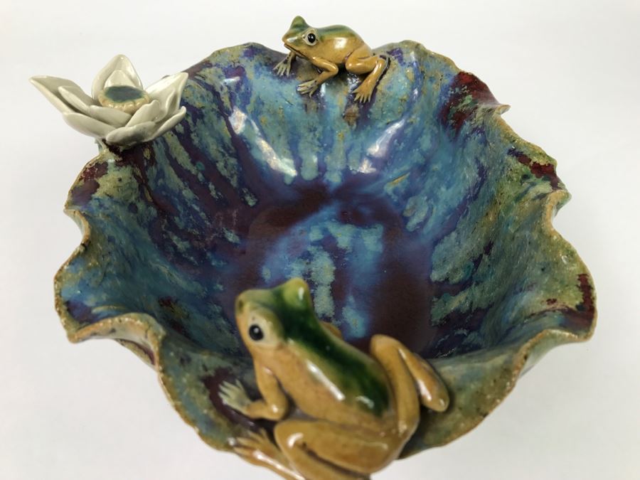 Signed Asian Art Pottery Footed Bowl With Frogs On Rim Of Bowl [Photo 11]