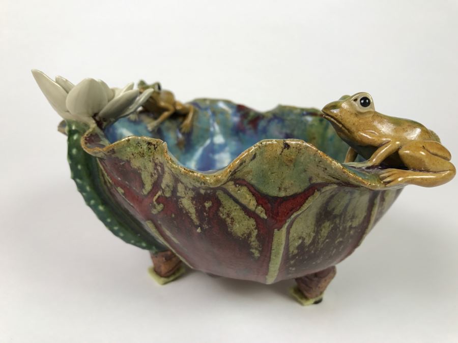 Signed Asian Art Pottery Footed Bowl With Frogs On Rim Of Bowl [Photo 10]