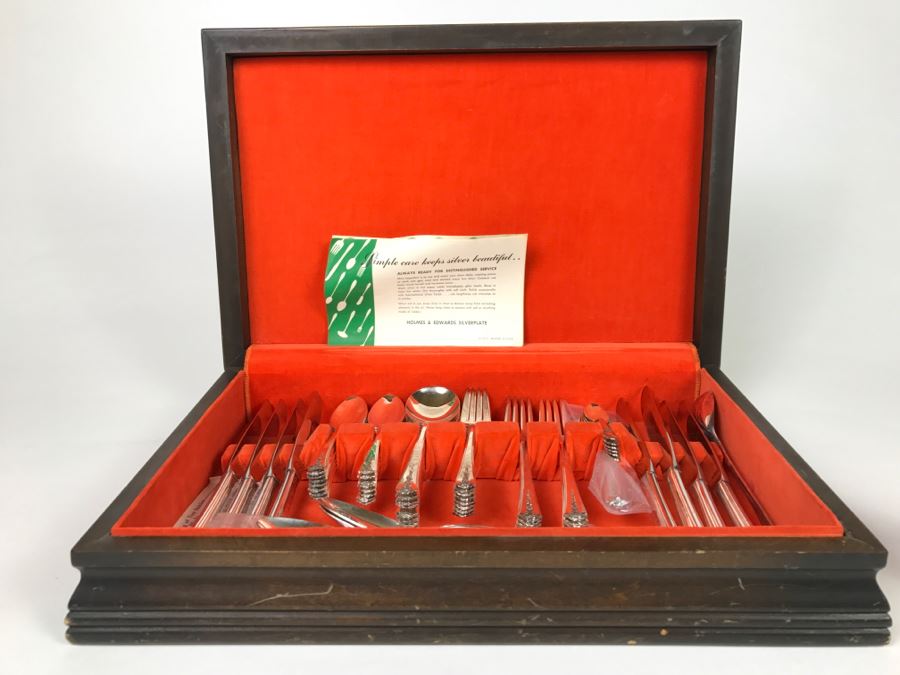 Large Set Of Holmes & Edwards Silverplate Flatware Sets In Wooden Silverware Storage Boxes [Photo 13]