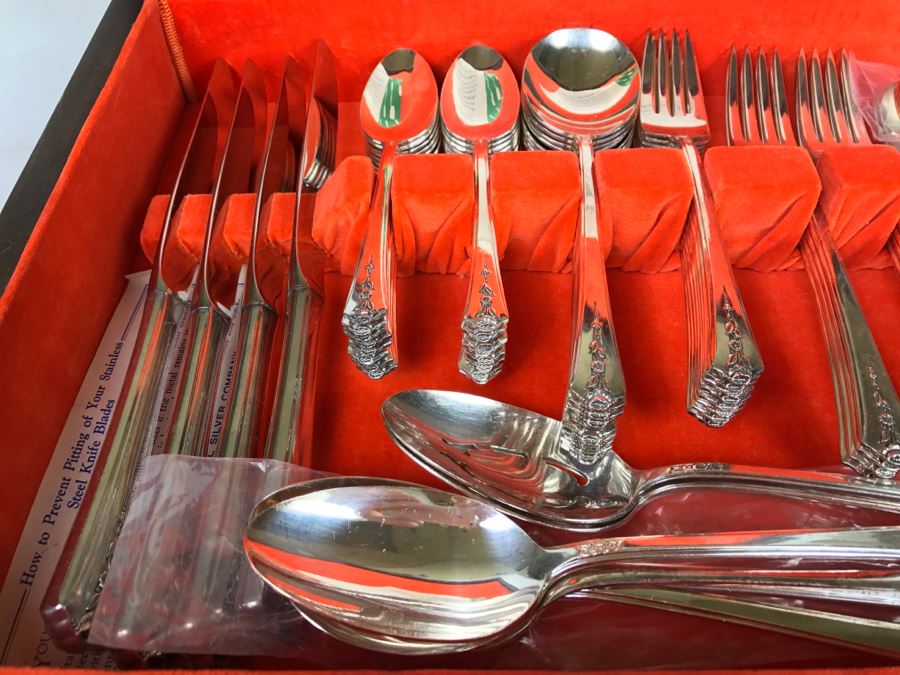 Large Set Of Holmes & Edwards Silverplate Flatware Sets In Wooden Silverware Storage Boxes [Photo 15]