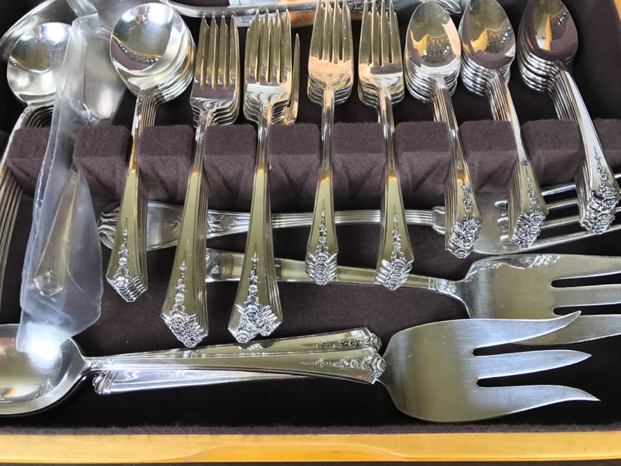Large Set Of Holmes & Edwards Silverplate Flatware Sets In Wooden Silverware Storage Boxes [Photo 9]