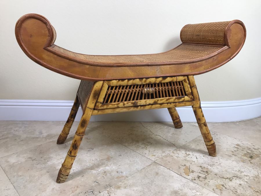 Small Contemporary Bench With Drawer