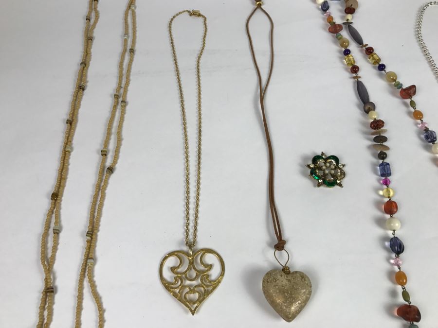 Costume Jewelry Lot [Photo 5]