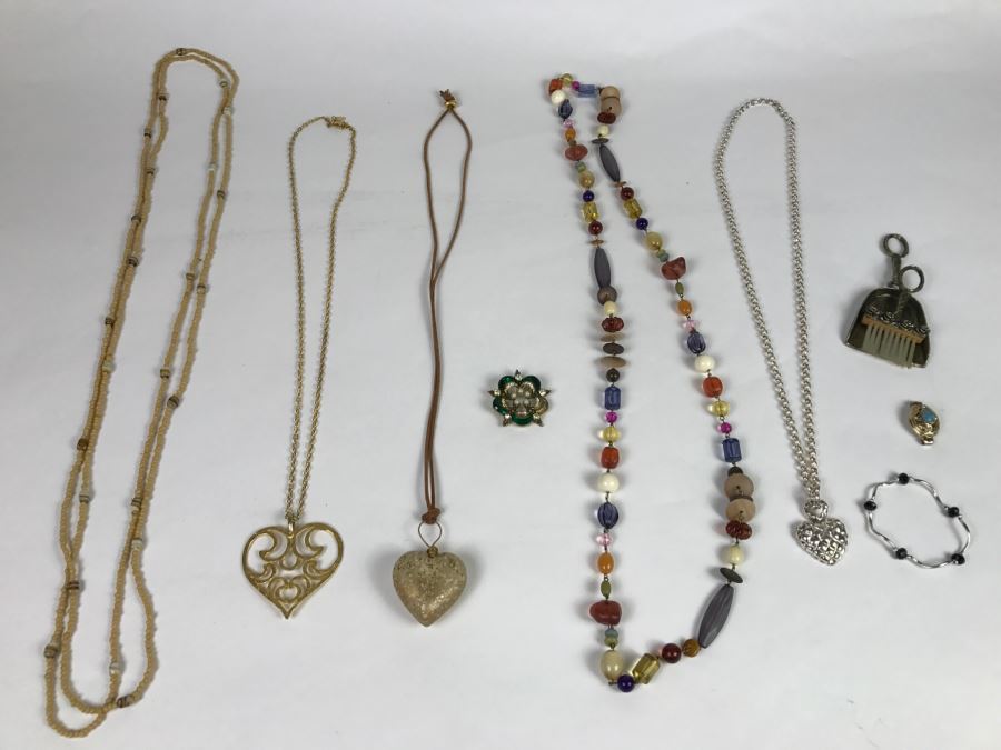 Costume Jewelry Lot [Photo 2]