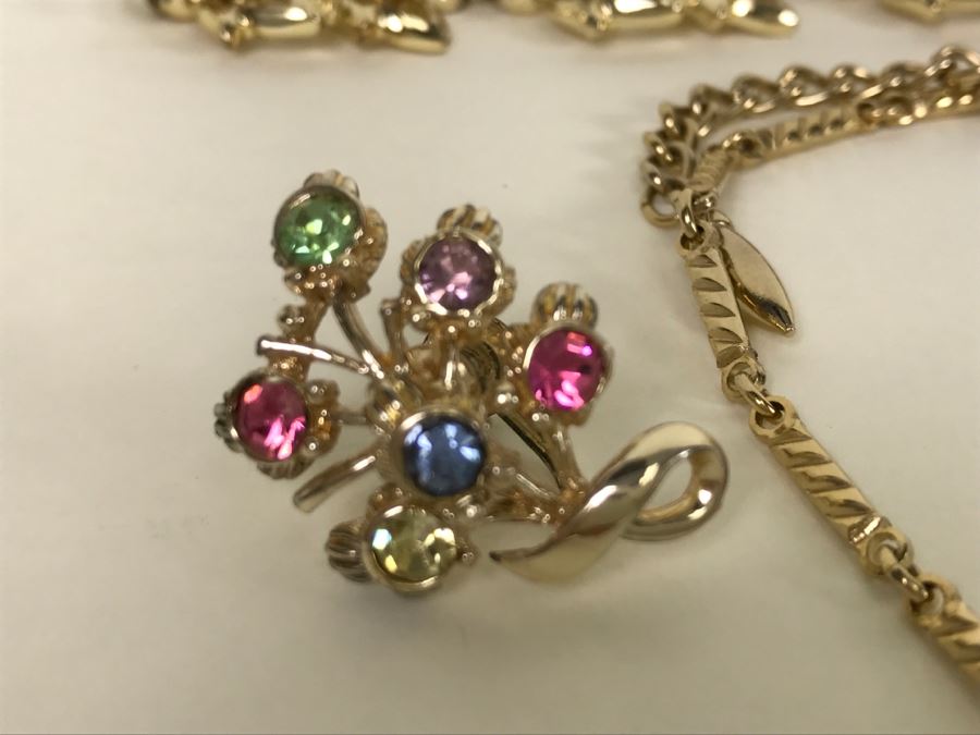 Coro Gold Tone Costume Jewelry Set [Photo 4]