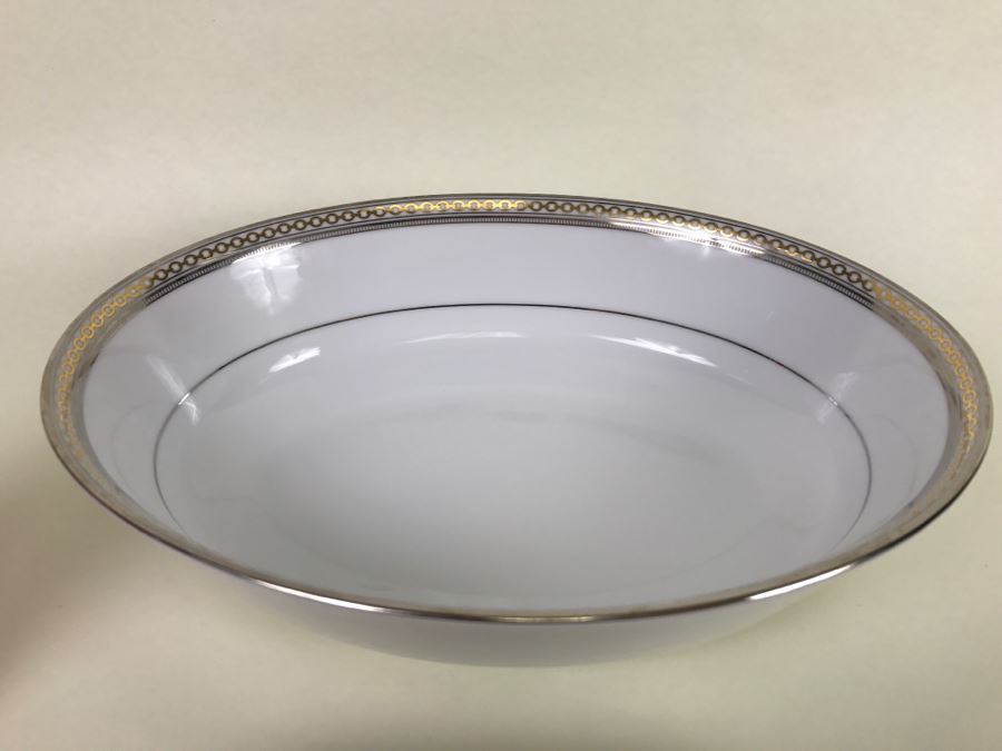 Pair Of China Serving Bowls Winterling Bavaria Germany And Contemporary Legacy Splendor By Noritake [Photo 4]