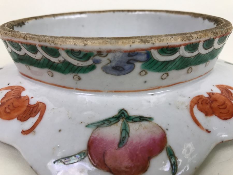 Antique Chinese Famille Rose Footed Oval Dish or Bowl [Photo 2]
