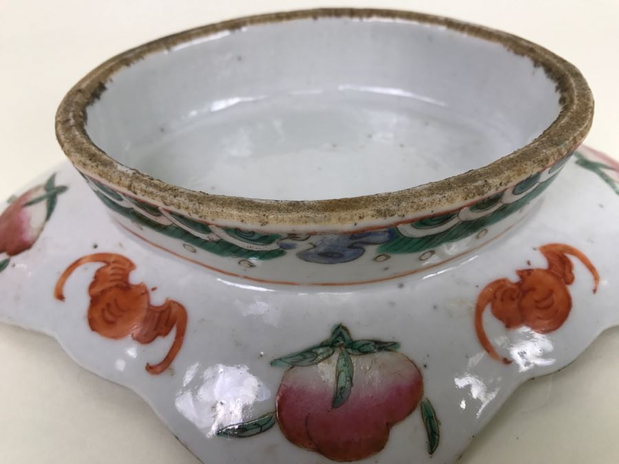 Antique Chinese Famille Rose Footed Oval Dish or Bowl [Photo 17]