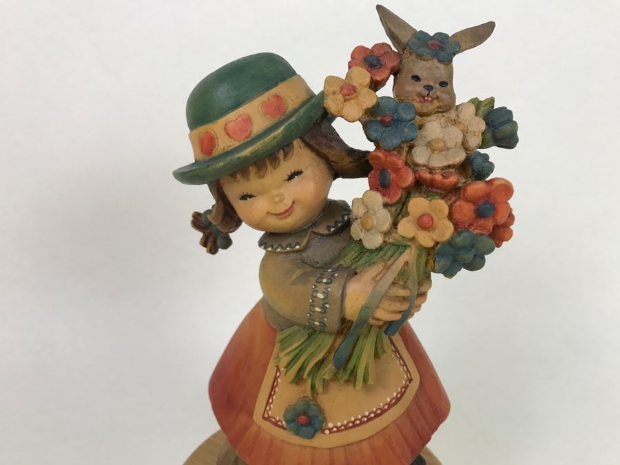 Vintage Anri Reuge Ferrandiz 'Flower Girl - Colour My World' Music Box [Photo 5]