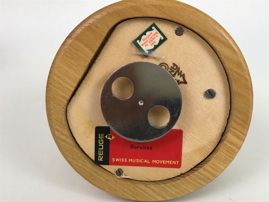 Vintage Anri Reuge Ferrandiz 'Bornfree' Baby Hatching From Egg Music Box [Photo 3]
