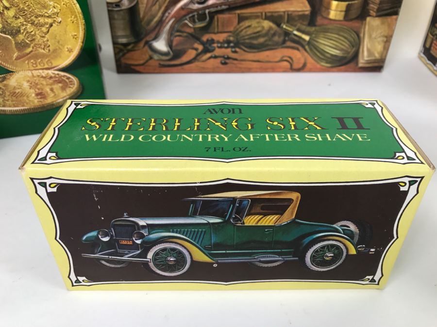 (13) Collection Of Vintage Avon Cologne Glass Bottles In Original Boxes - Mainly Cars [Photo 9]