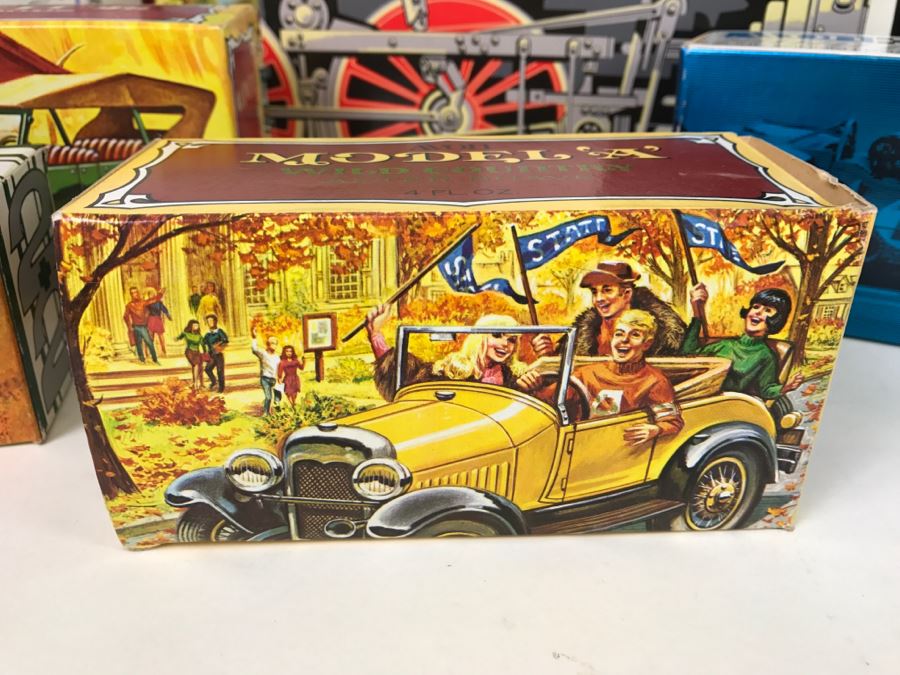 (15) Collection Of Vintage Avon Cologne Glass Bottles In Original Boxes - Mainly Cars [Photo 7]