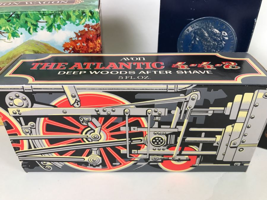 (15) Collection Of Vintage Avon Cologne Glass Bottles In Original Boxes - Mainly Cars [Photo 21]