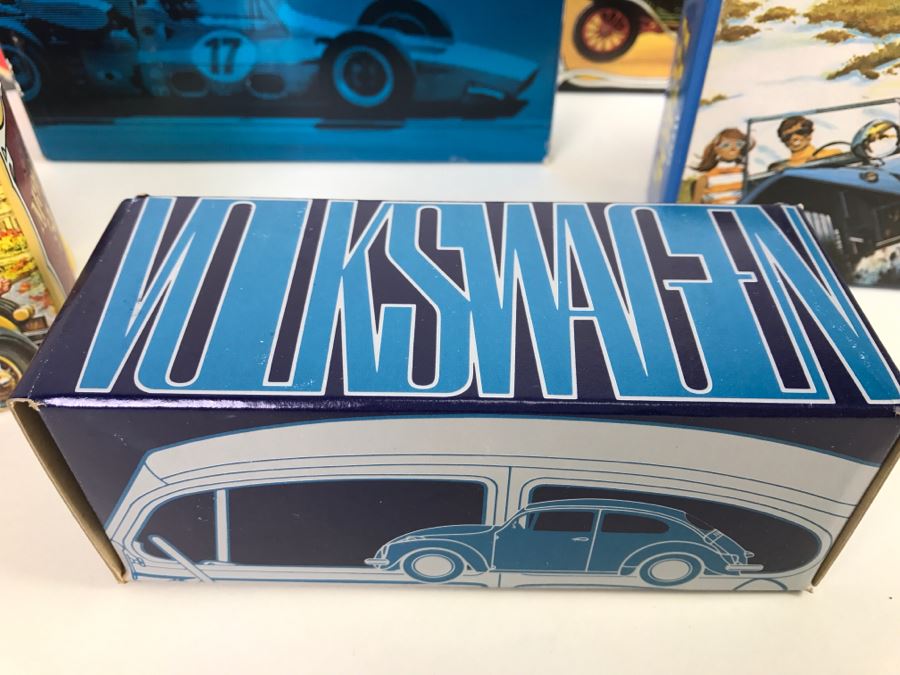 (15) Collection Of Vintage Avon Cologne Glass Bottles In Original Boxes - Mainly Cars [Photo 4]