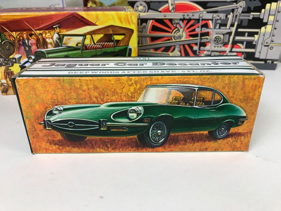 (15) Collection Of Vintage Avon Cologne Glass Bottles In Original Boxes - Mainly Cars [Photo 15]