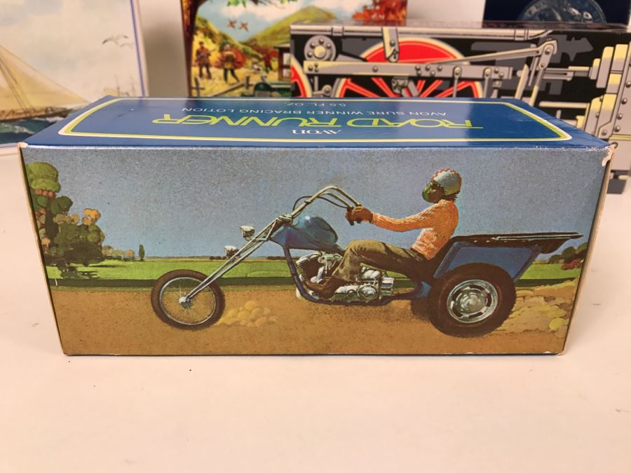 (15) Collection Of Vintage Avon Cologne Glass Bottles In Original Boxes - Mainly Cars [Photo 2]