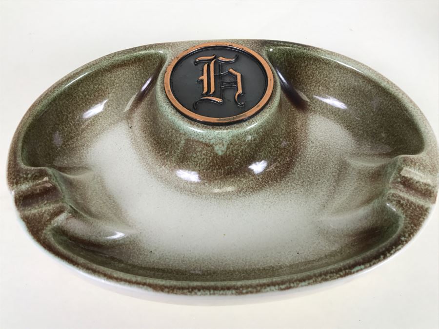 Roseville Pottery The Hyde Park Mid-Century Ashtray No. 1950 [Photo 5]