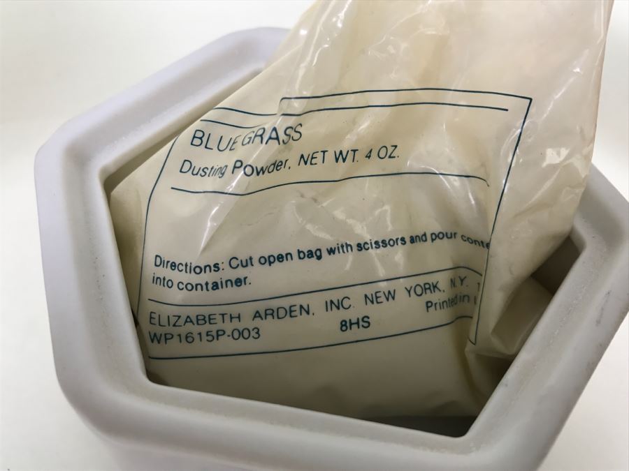 The Royal Pavilion At Brighton Exclusively Made In Japan For Elizabeth Arden [Photo 8]