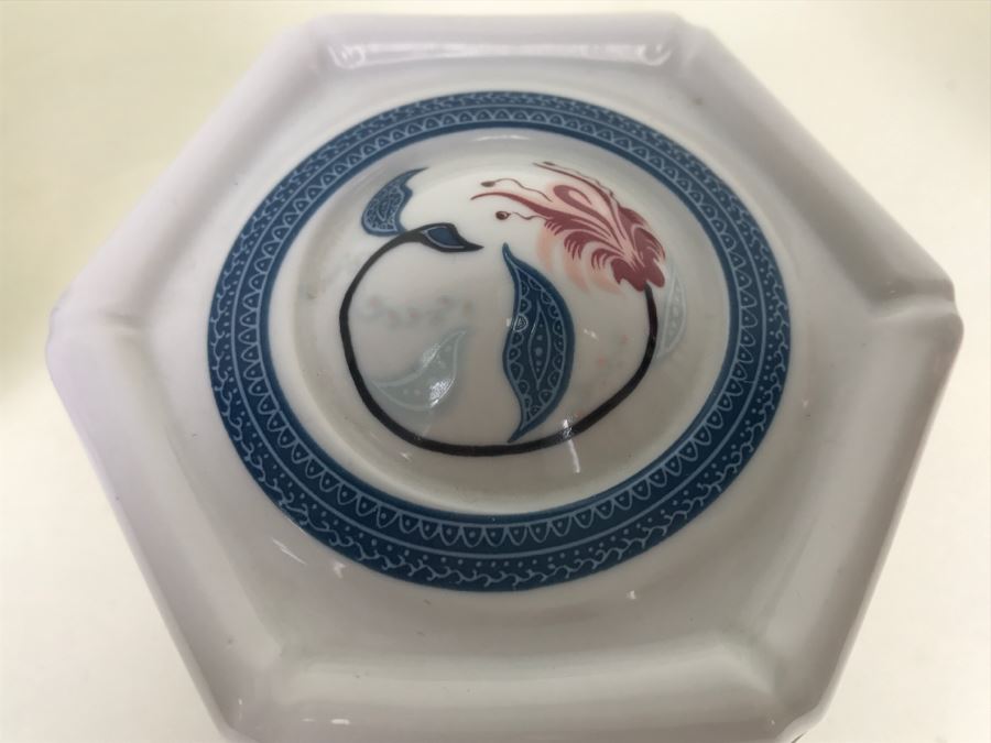 The Royal Pavilion At Brighton Exclusively Made In Japan For Elizabeth Arden [Photo 7]