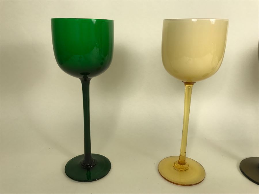 Set Of Colored Stemware [Photo 18]