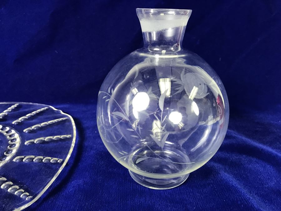 Hand Blown Etched Glass Bottle With Stopper And Glass Plate Platter [Photo 9]