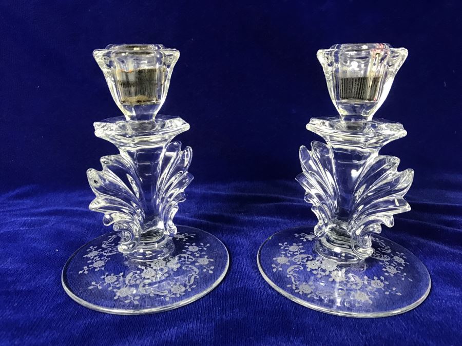 Pair Of Etched Glass Candle Holders [Photo 6]