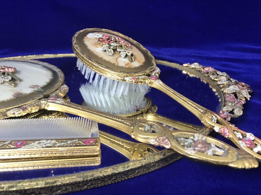 Vintage Vanity Set With Mirrors And Brushes By Wand Art Creation [Photo 5]
